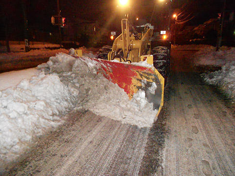 除雪・凍結防止作業